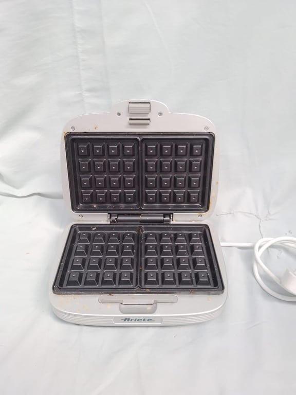 Ariete Waffle Maker