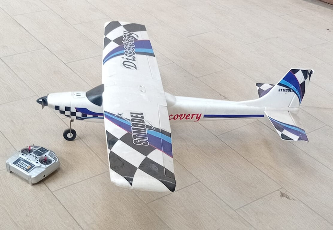“Discovery” Radio-Control Model Aircraft (ST Model)