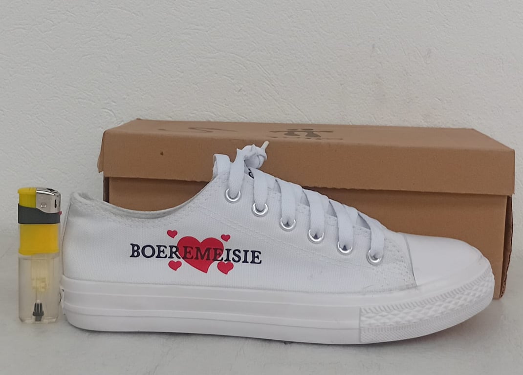 Size 5 -New “Boeremeisie” White Canvas Sneakers (Ladies)