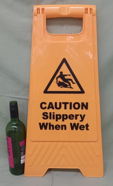Wet Sign Boards Bid Per Piece