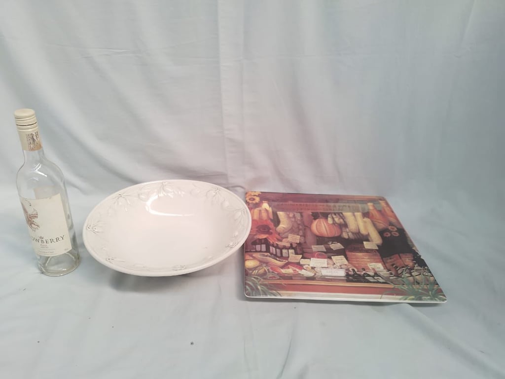 White Bowl & Decorative Plate