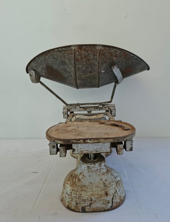 Vintage Mechanical Platform Scale