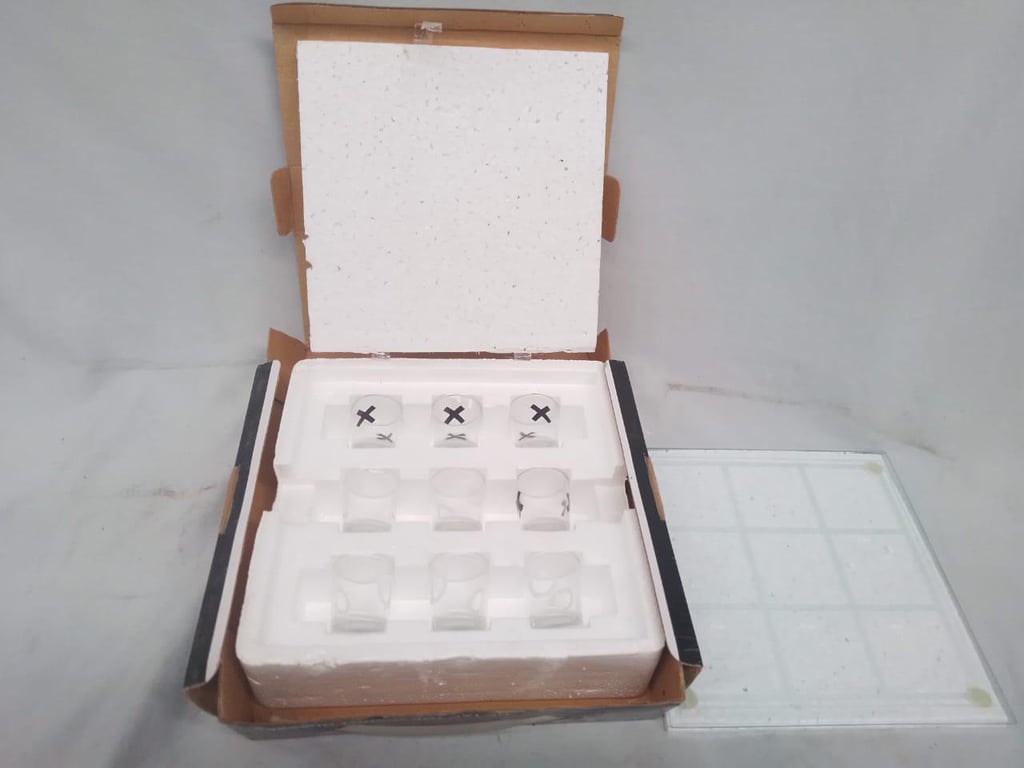9 x Tic Tac Toe With Shot Glasses