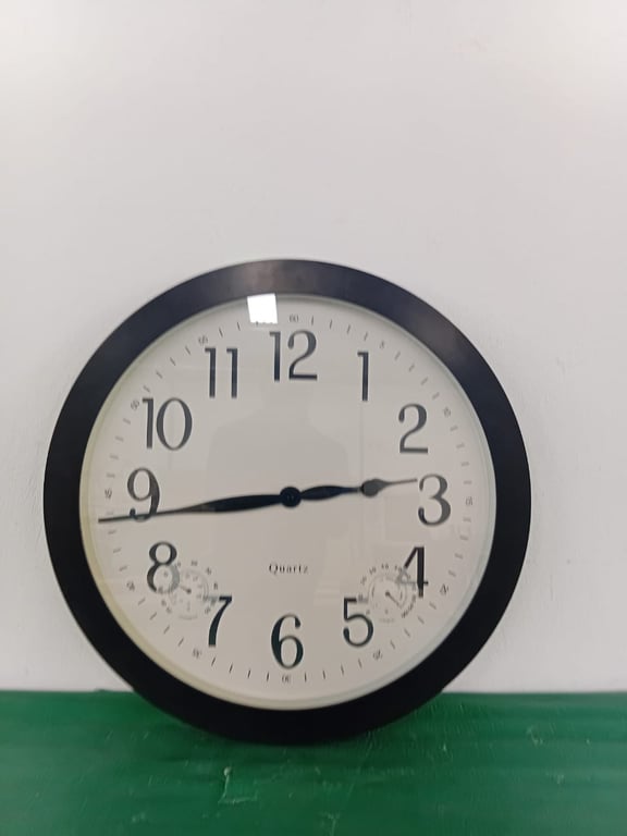 Quartz Wall Clock