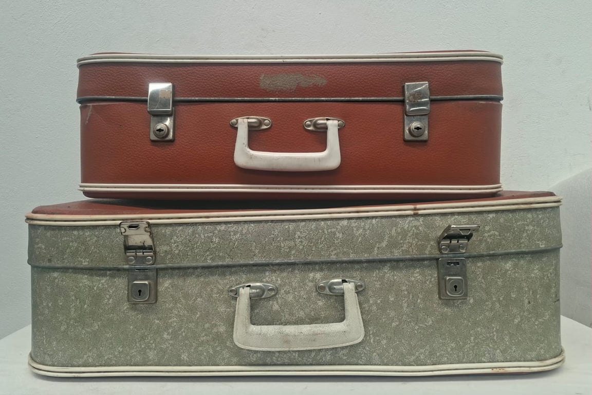 Joblot Vintage Hard Shell Suitcases