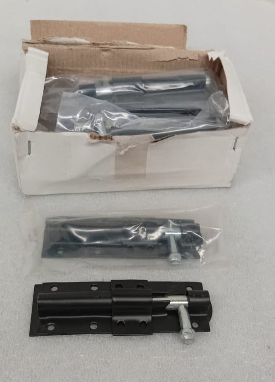 10 x Barrel bolts