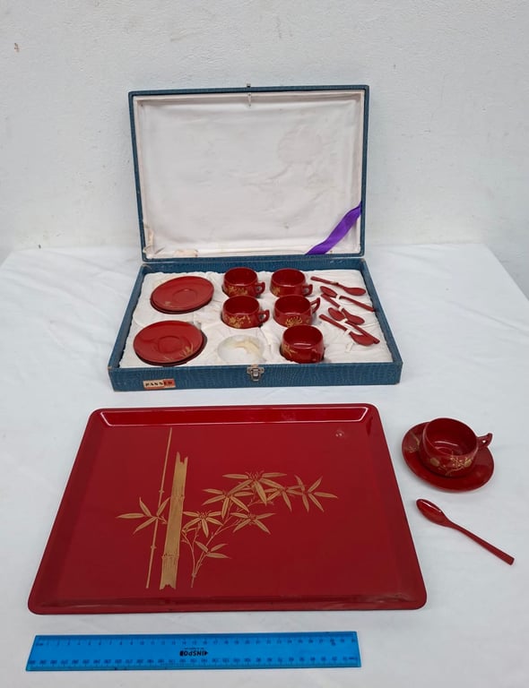 Vintage Japanese Lacquerware Tea / Sake Set with Tray (WAP)