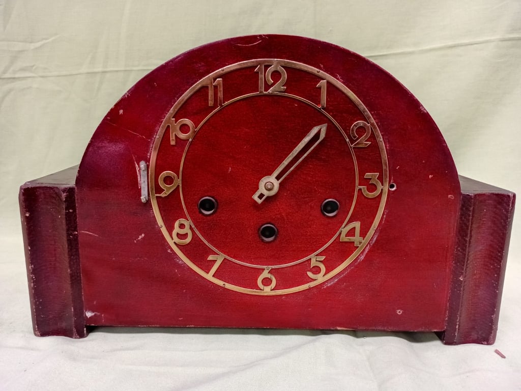 Vintage Art Deco Mantel Clock
