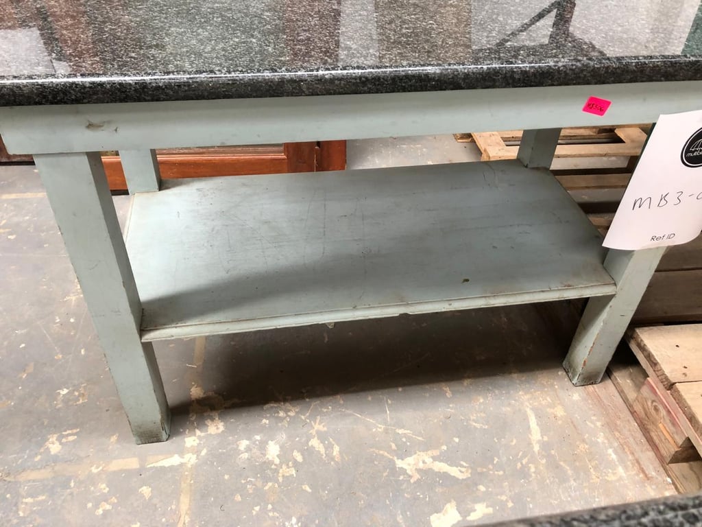 MB3-06 Kitchen Island Table