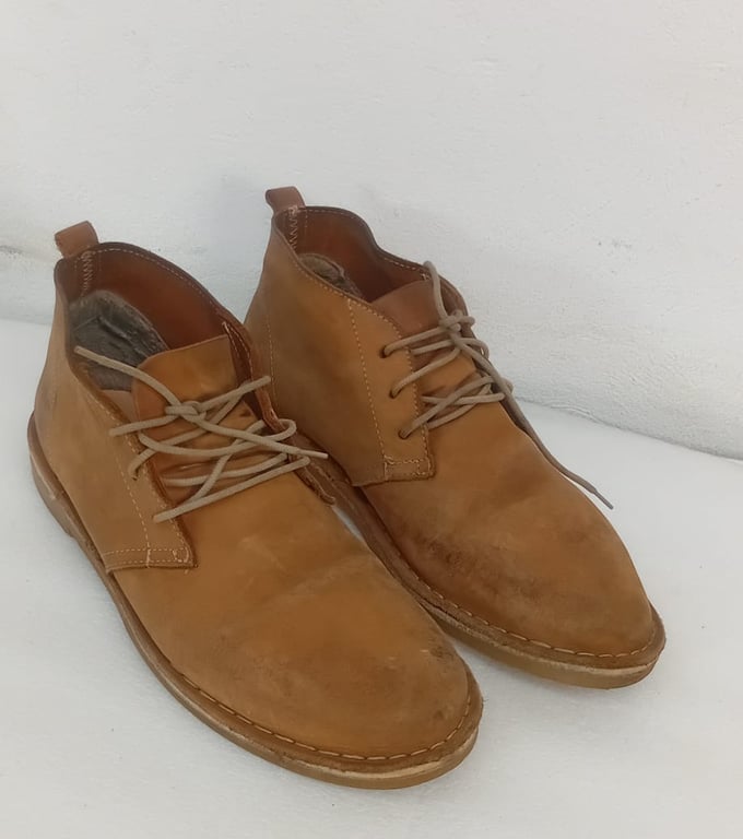 Size-9 Safari Leather Boots
