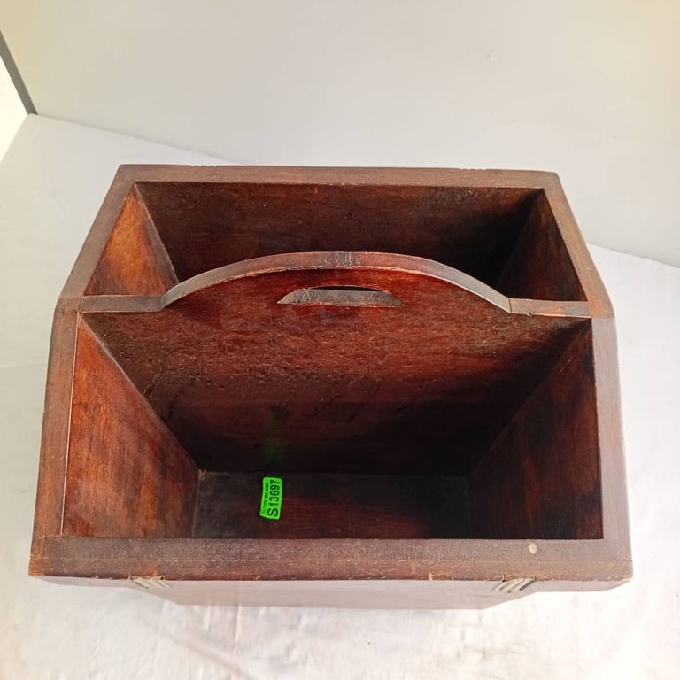Magazine Holder