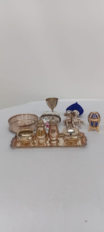 Joblot Of Decorative Items
