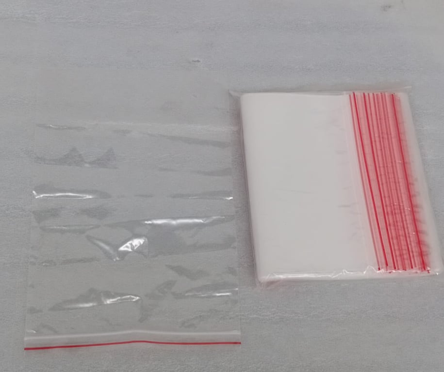 3 X 100 Pcs Grip Seal Plastic Bags