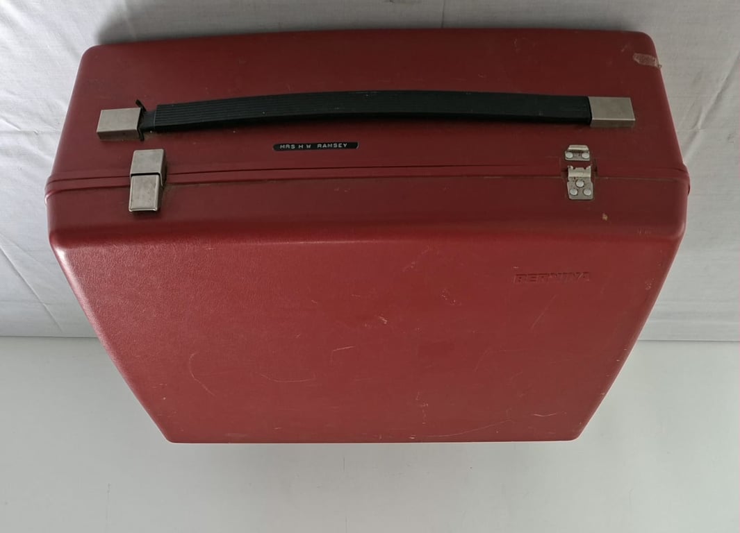Bernina Minimatic Sewing Machine
