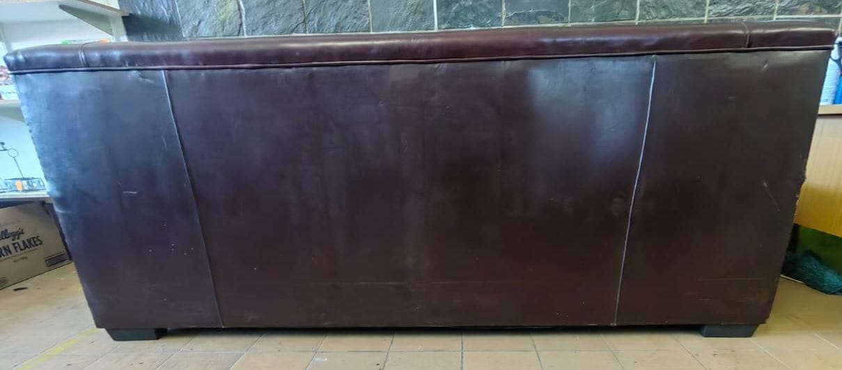 Double seater leather couch