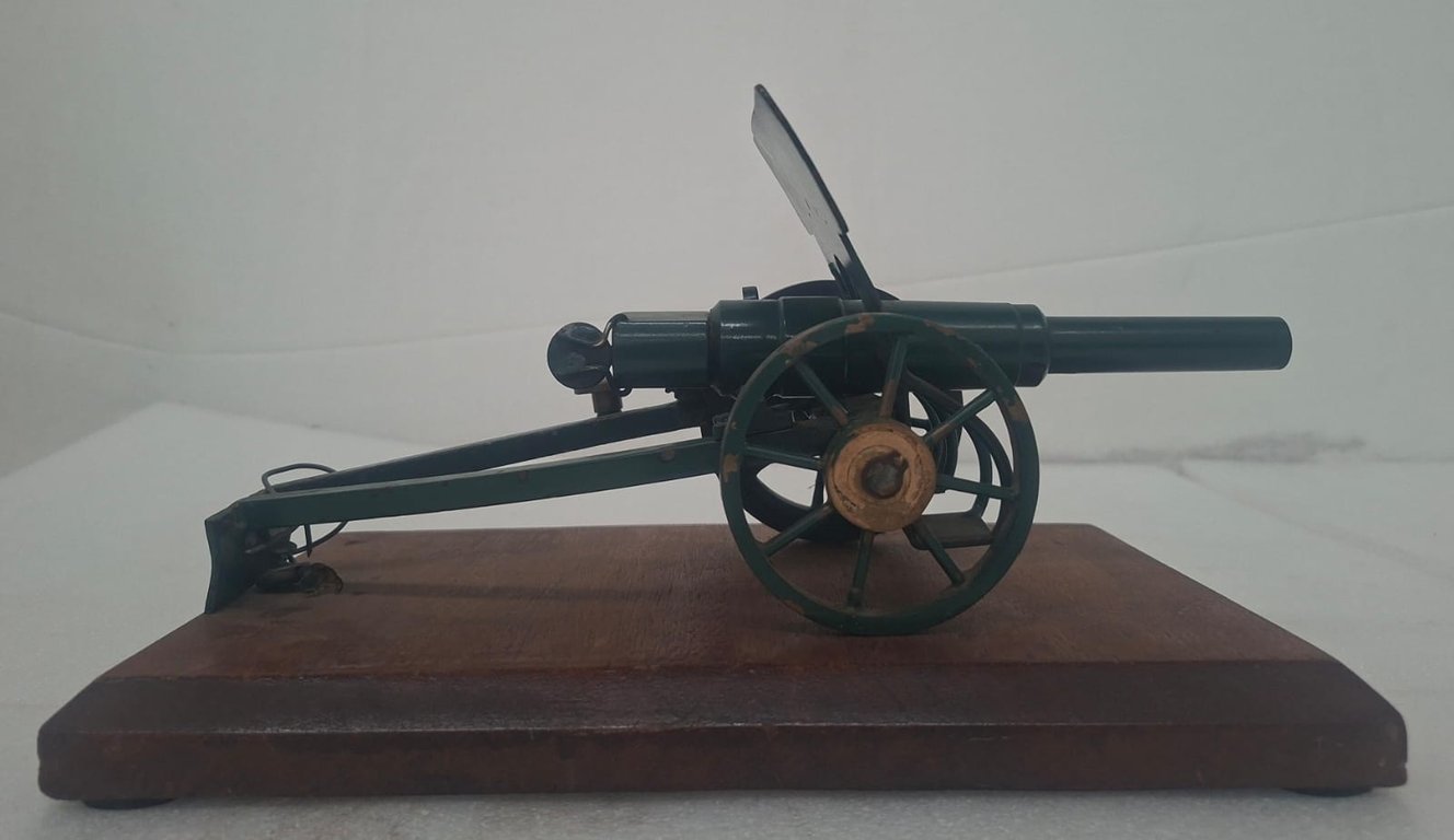 Vintage Model Metal Canon