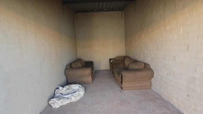 1 - Couch Set Unit