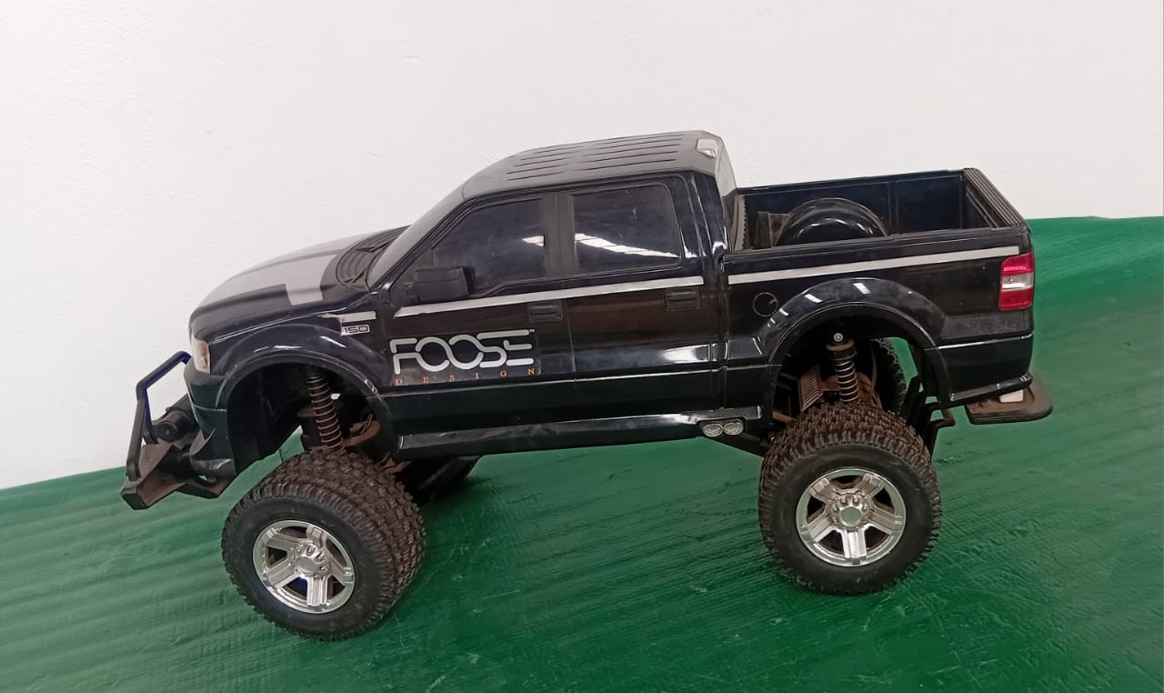 Massive Foose Design Ford F-150 RC Truck