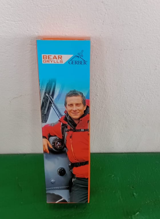 Bear Grylls Gerber Knife