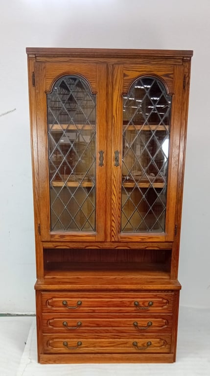 Vintage Oak Wood Hutch