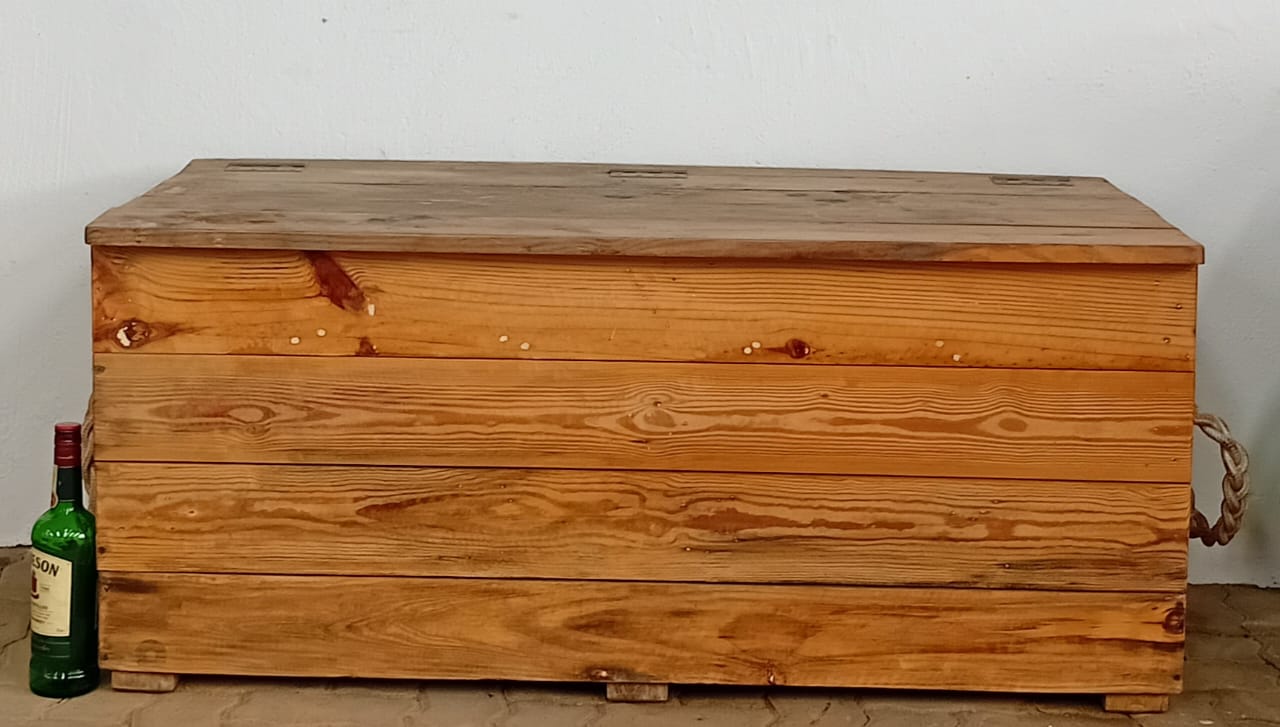 Rustic Solid Wood Storage Chest with Rope Handles
