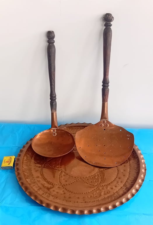 Vintage Copper Fireplace Hearth Set – Pierced Ash Shovel, Coal Scoop & Decorative Tray (Wooden Handles)