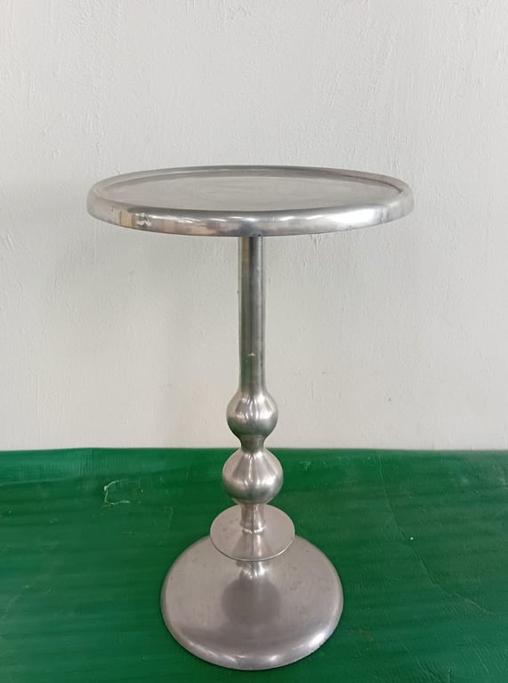 Metal Candle Holder