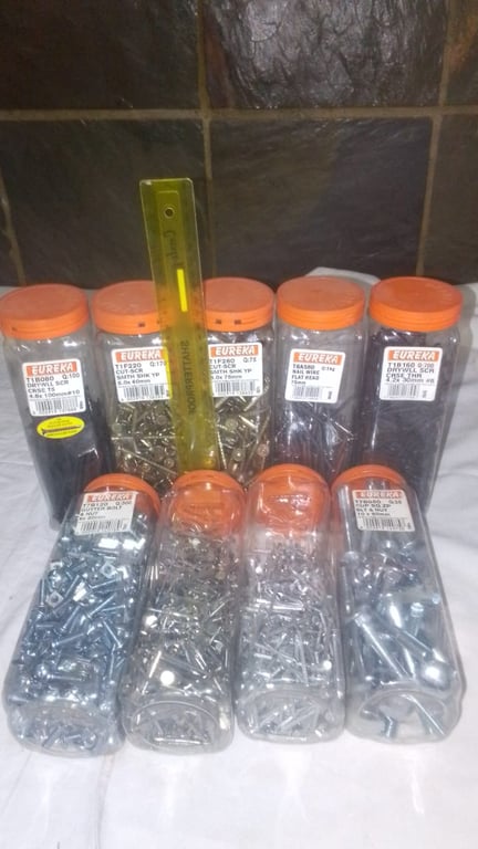 MB5-16 Eureka Screws, Bolts & Nails – Mixed Hardware Lot (Set 2)