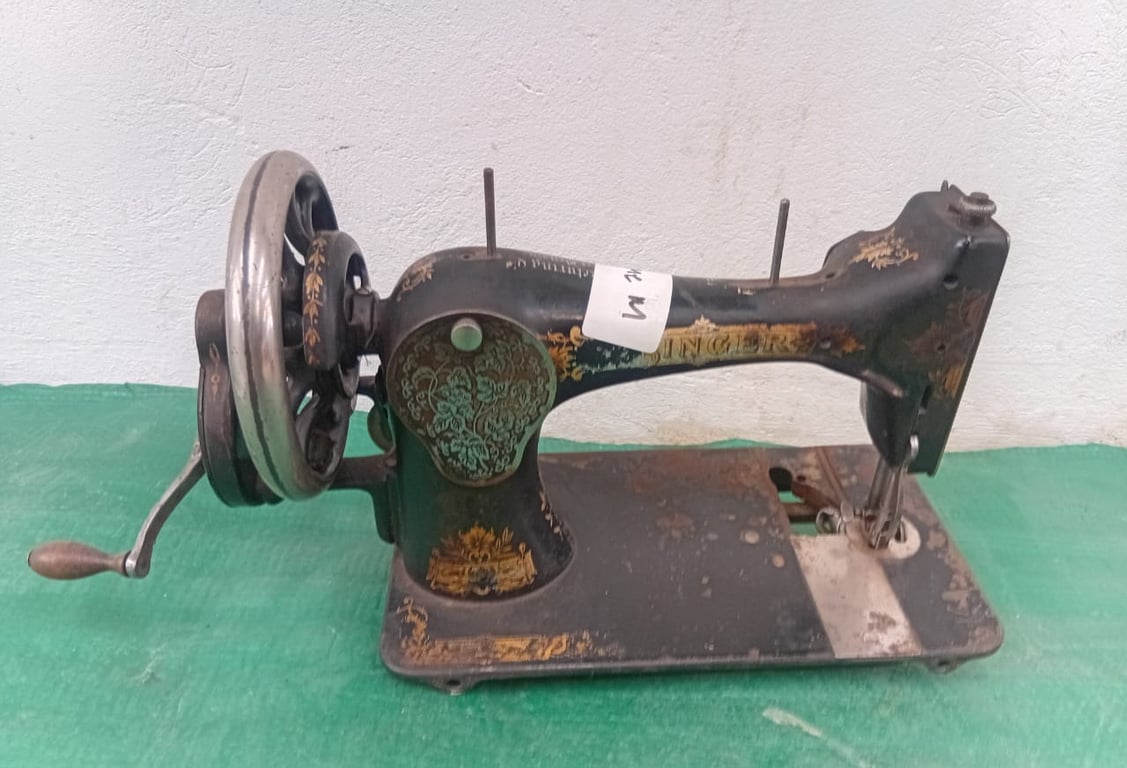 Vintage Singer Sewing Machine
