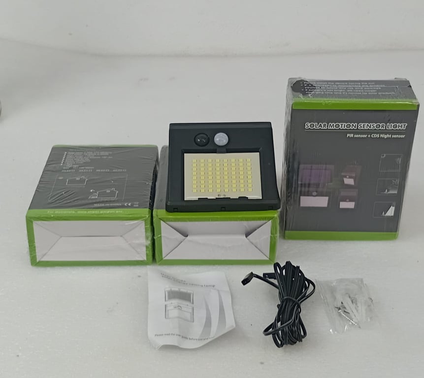 4 x Solar Motion Sensor Light