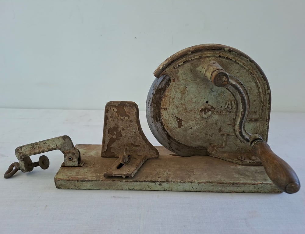 Rare find Vintage Cast Iron Bench-Mounted Food Slicer