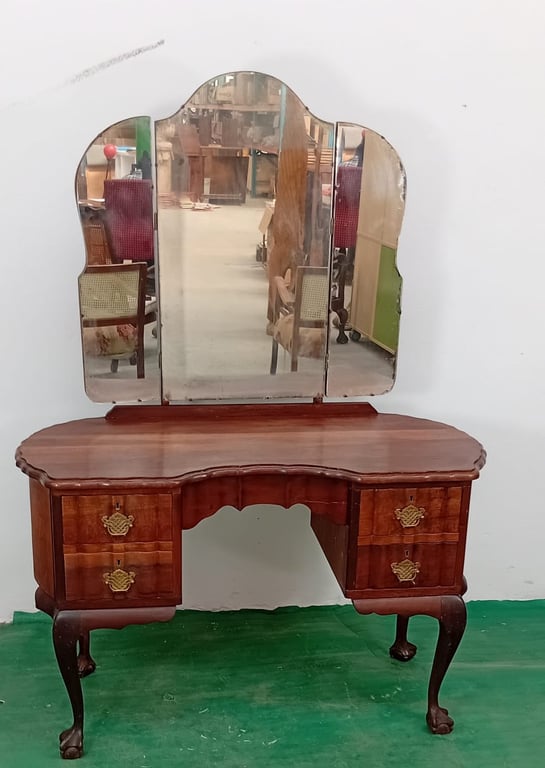 Ball & Claw Dressing Table