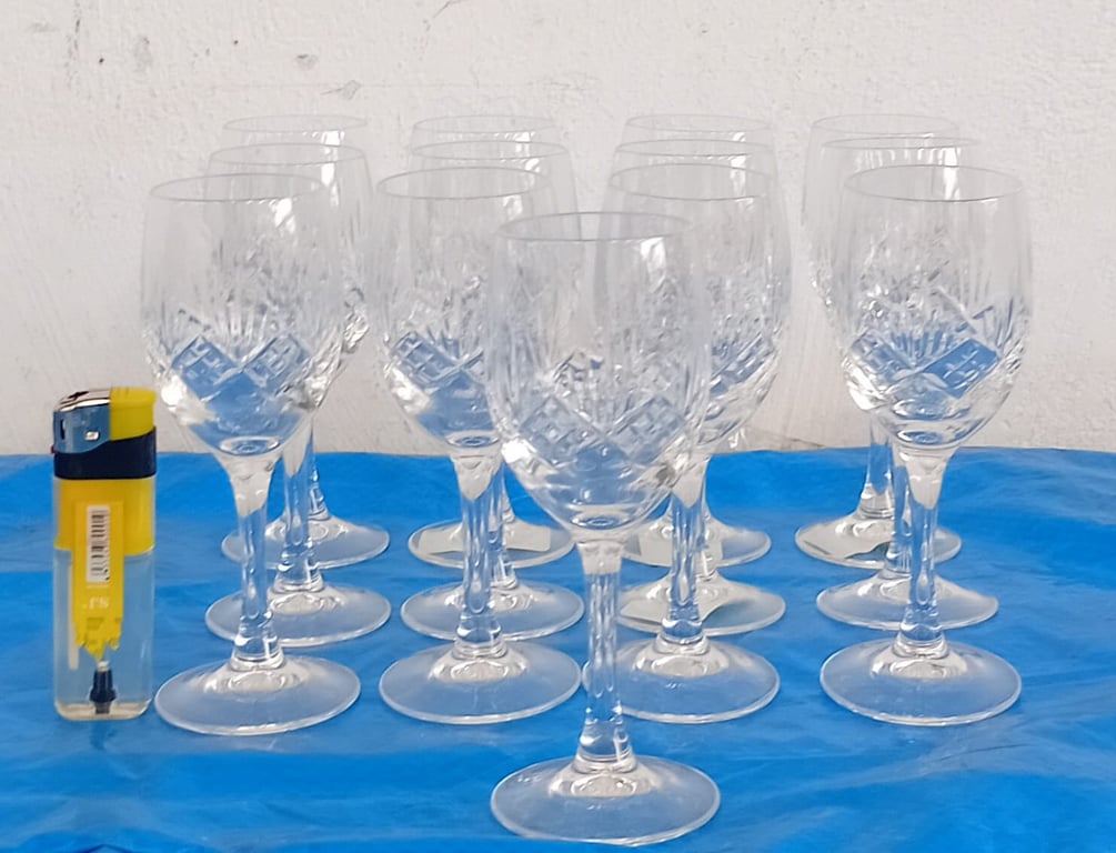 13 Pcs Set of Cut Crystal Wine Glasses – Elegant Etched Pattern
