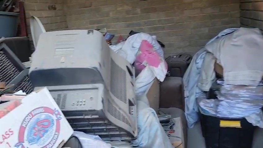 1 - Suitcase Unit