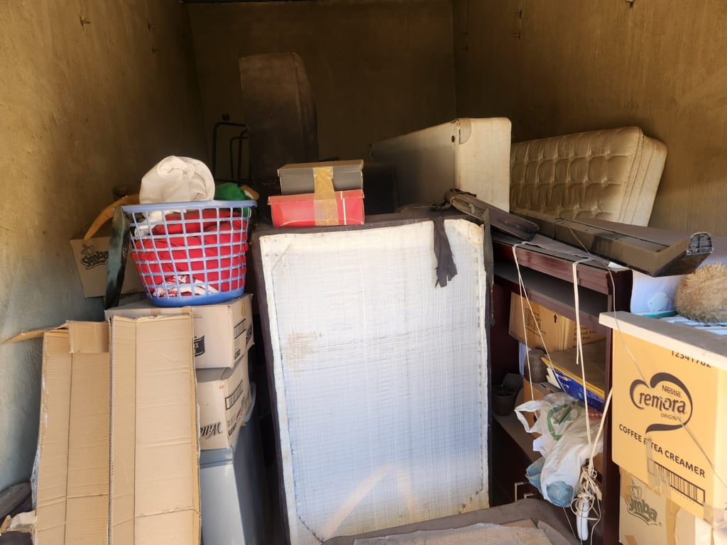 Lot 9 Chest Freezer Unit
