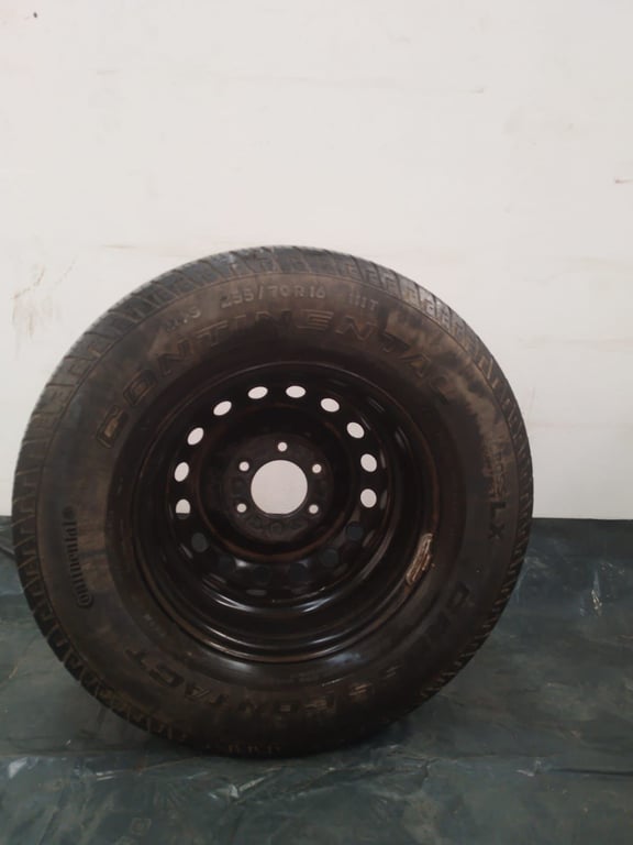 Continental Tyre (Cross Contact)