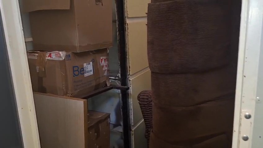 1 - Kitchen Cabinet Unit