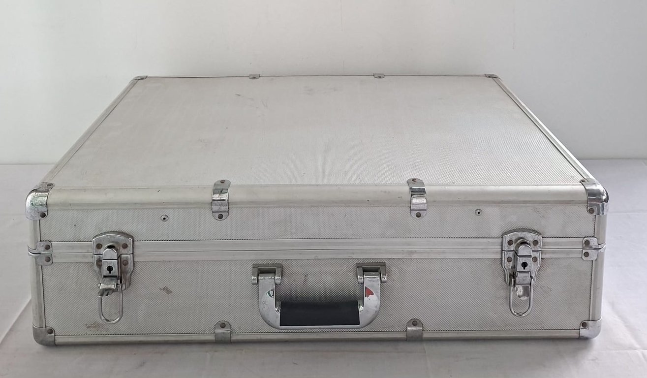 LED lighting testing and calibration kit