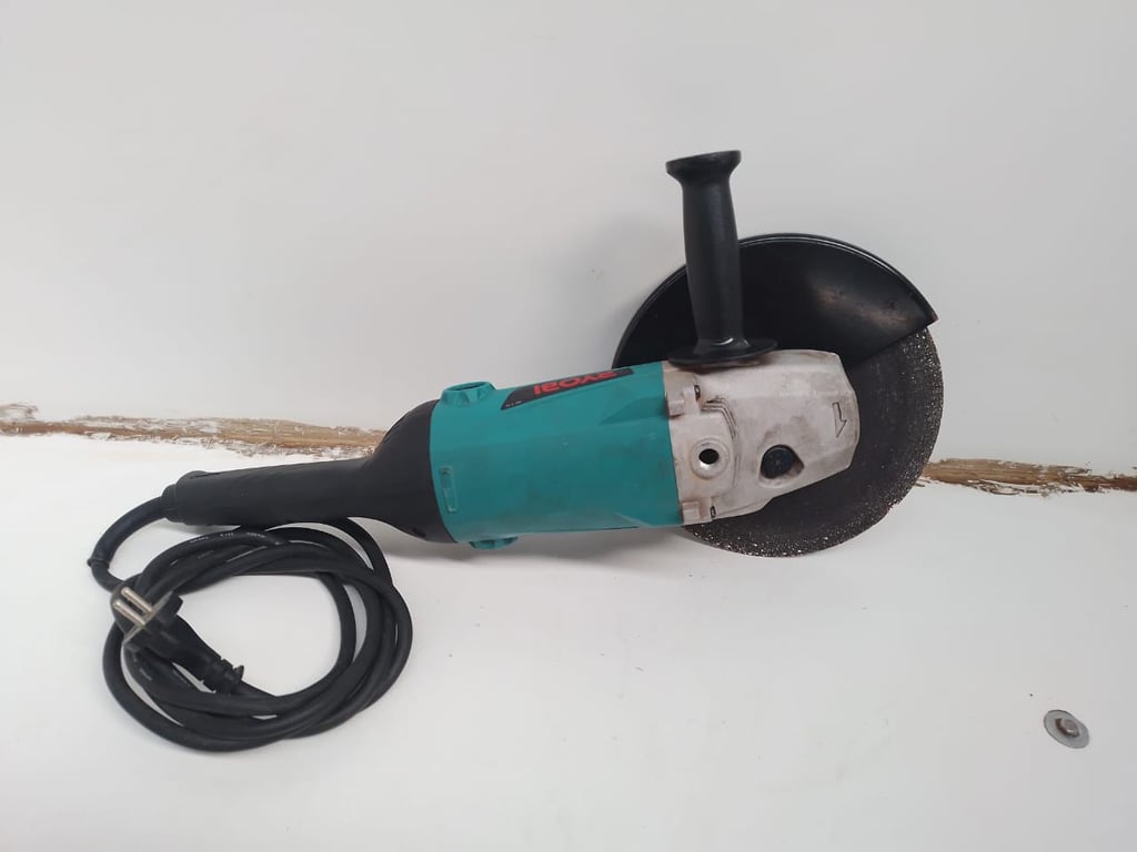 Ryobi Grinder