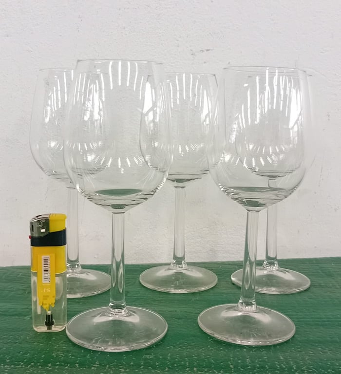 5 x Stemmed Wine Glasses
