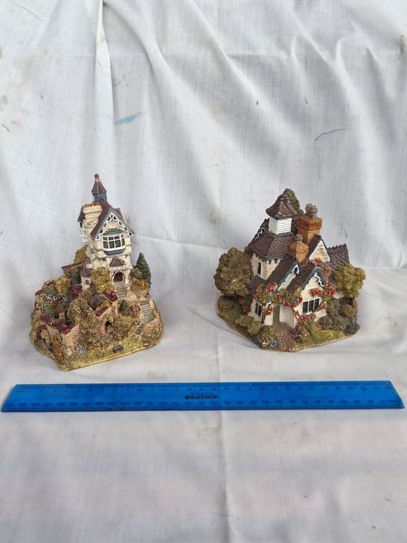 Lilliput Lane Collectable Cottages - The Gables & Secret Garden - price per piece