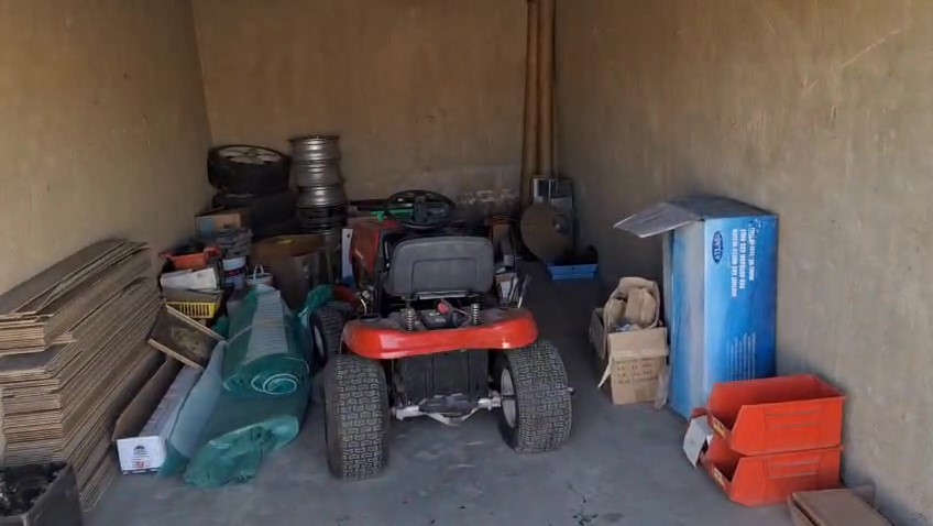 24 - Ride-on Mower Unit