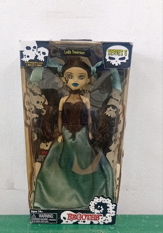 Bleeding Edge Begoths Leda Swanson Series 5 doll