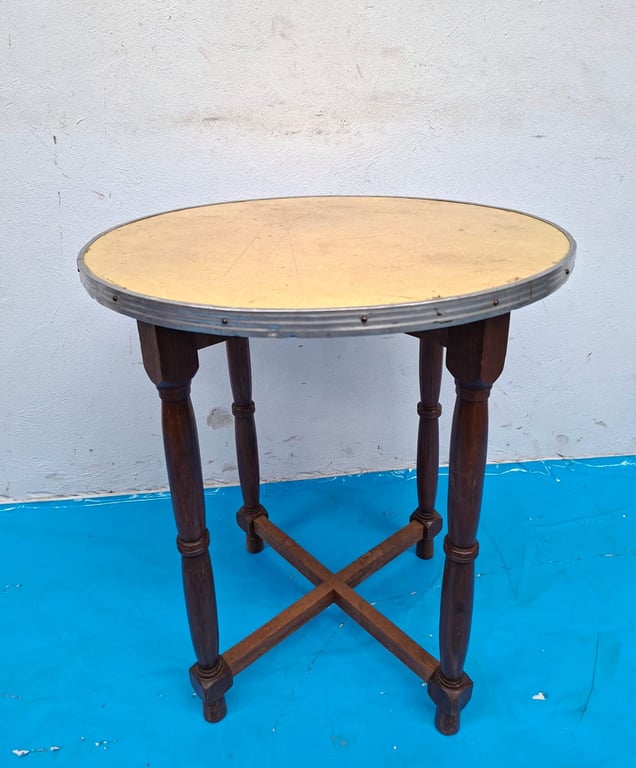 Vintage Round Table