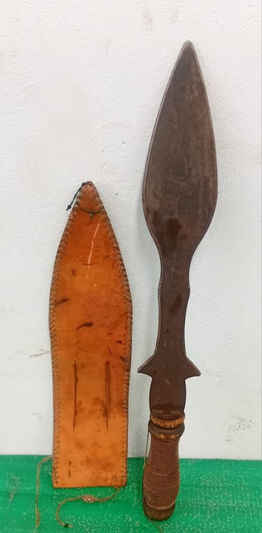 African Broad-Bladed Weapon