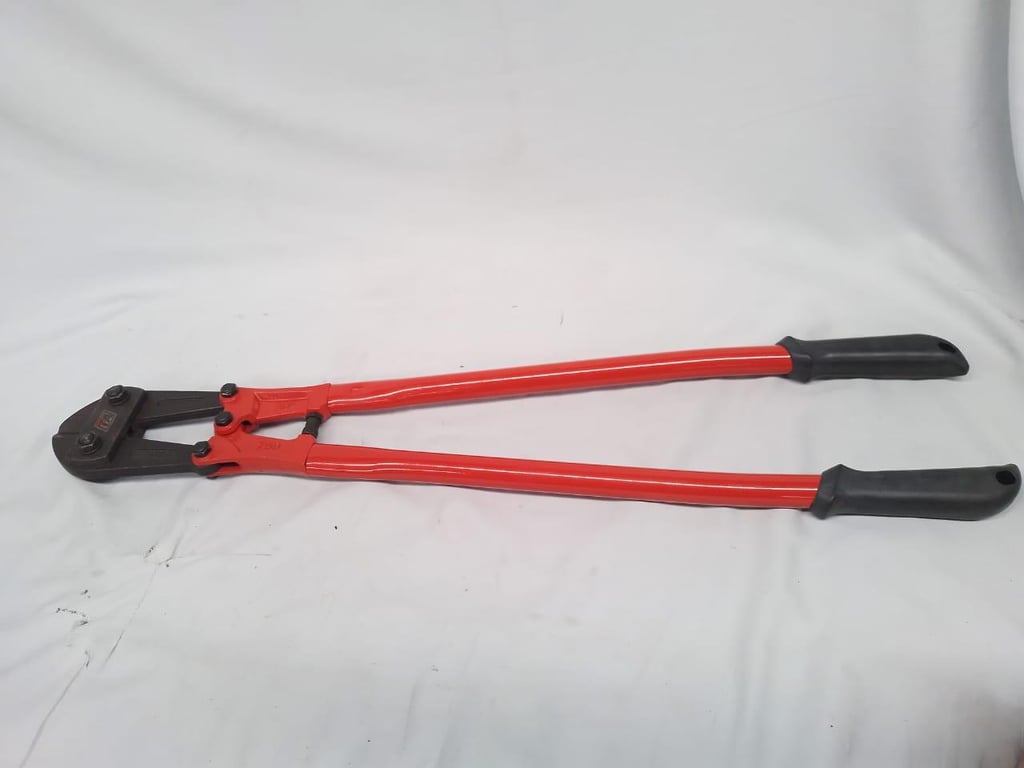 Bolt Cutter 750 mm