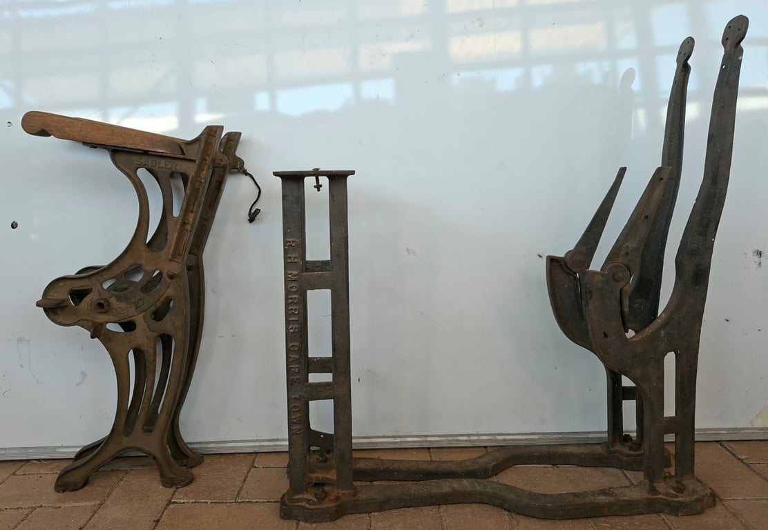 Antique Cast Iron Bench Ends / Garden Bench Frame