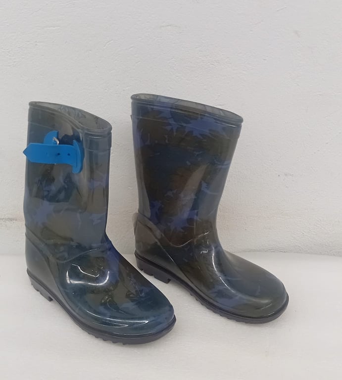 Size 12 -Kids Rain Boots