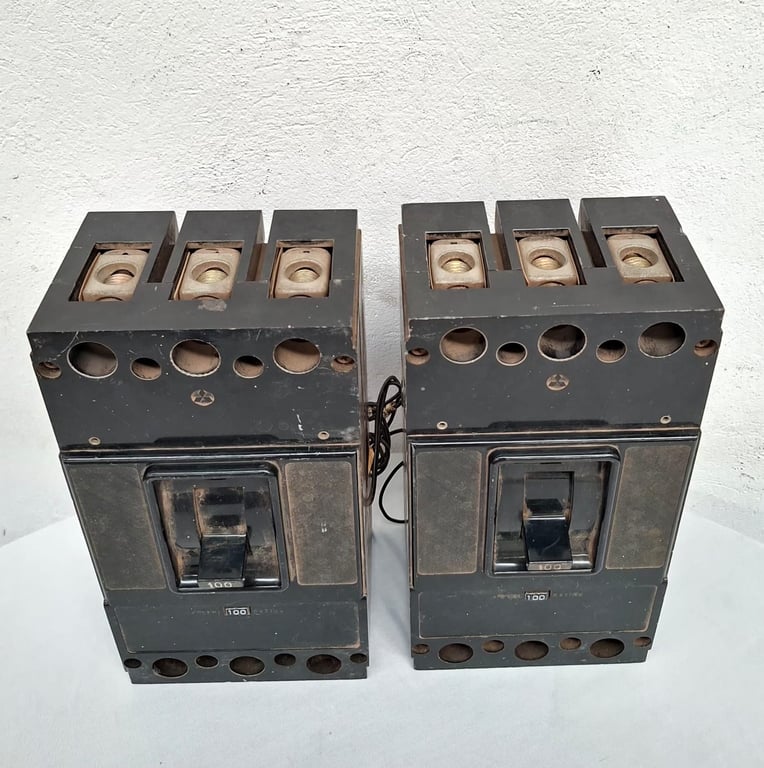 Industrial Mitsubishi Moulded Case Circuit Breakers (3-pole MCCBs)