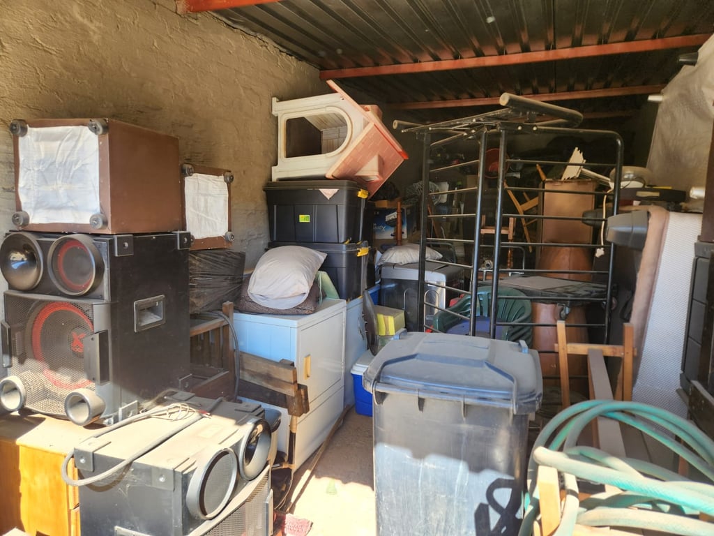 Lot 2 Speaker Unit